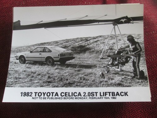 3 Toyota Celica 2.0st Liftback press photographs 1982 - Picture 3 of 3