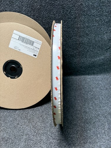 3M Fastener Hook Flame Resistant Black Roll 5/8 in x 50 yd SJ3519FR - Picture 3 of 4
