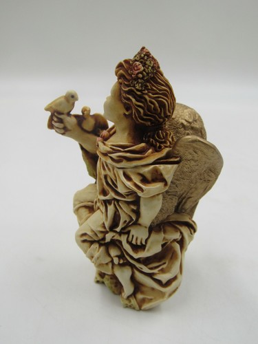 Harmony Kingdom Angelique "La Gardienne" Trinket Box Figurine in Original Box - Picture 5 of 7