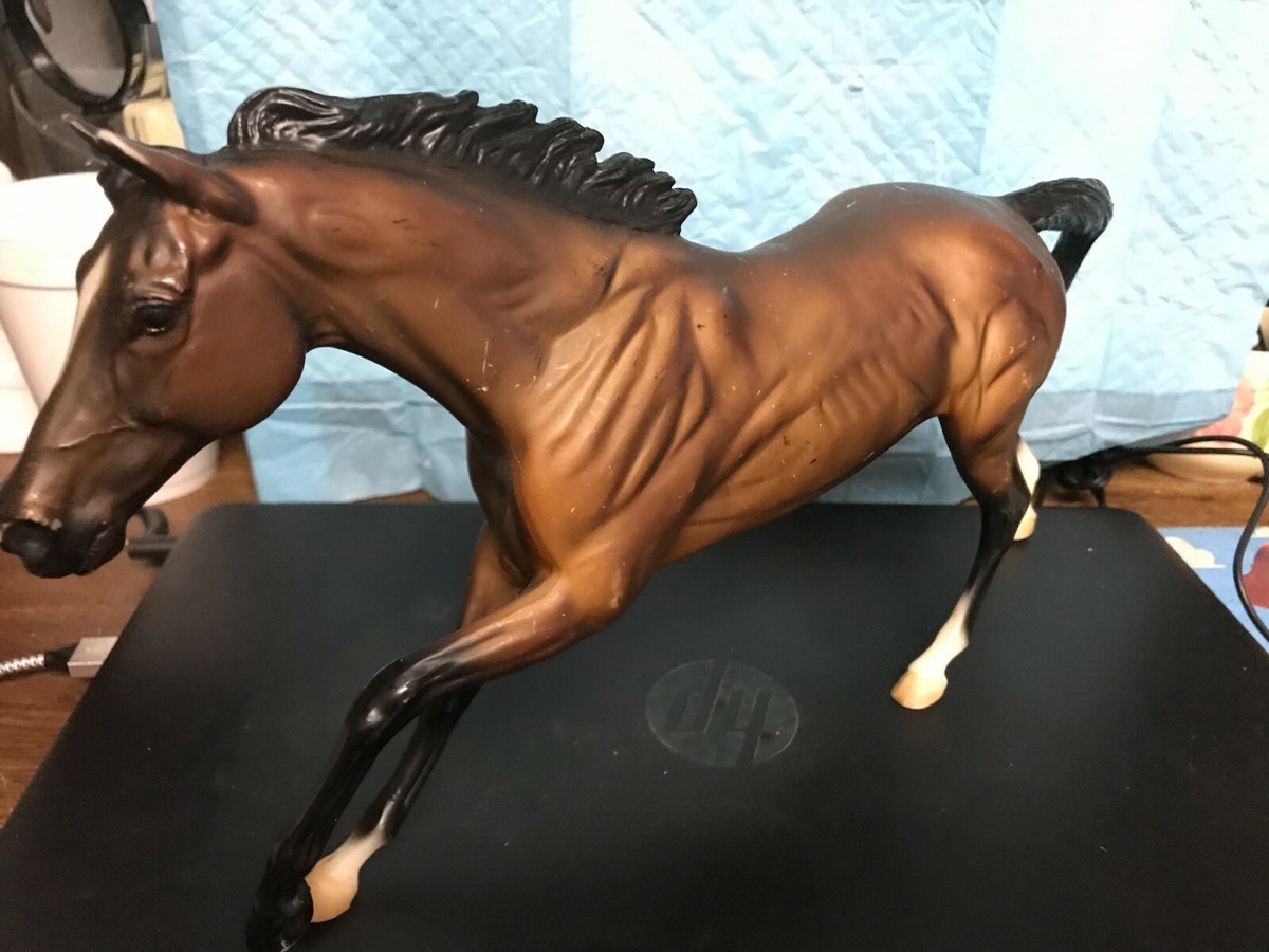 BREYER REEVES MODEL 476 