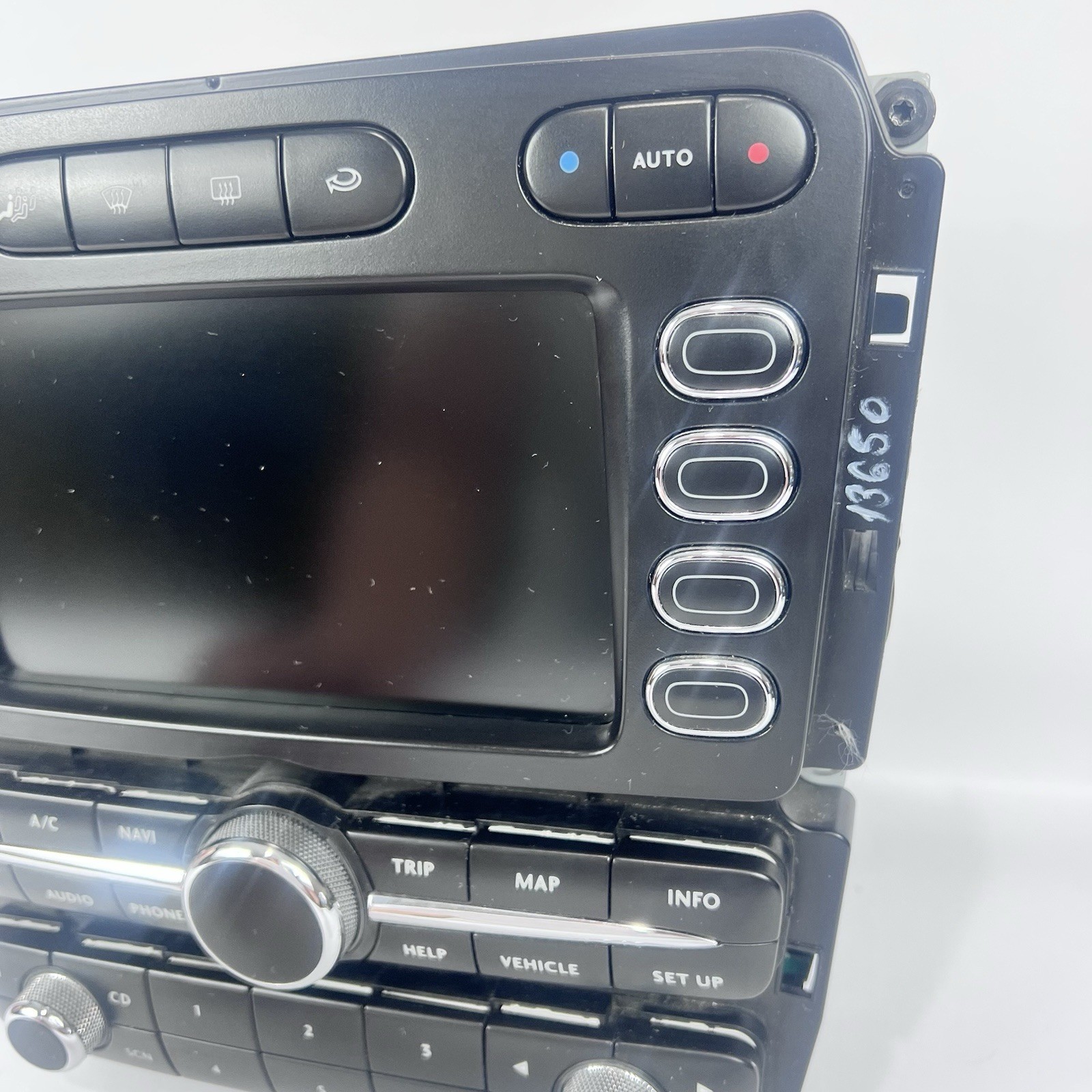 06-10 Bentley Continental Flying Spur Navigation Radio Display Screen Unit PO43