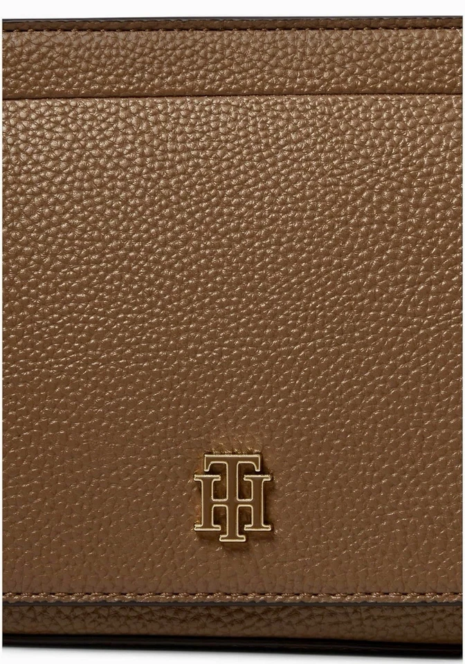 Bandolera Tommy Hilfiger Luanne II con solapa para mujer Foto 4 de 4