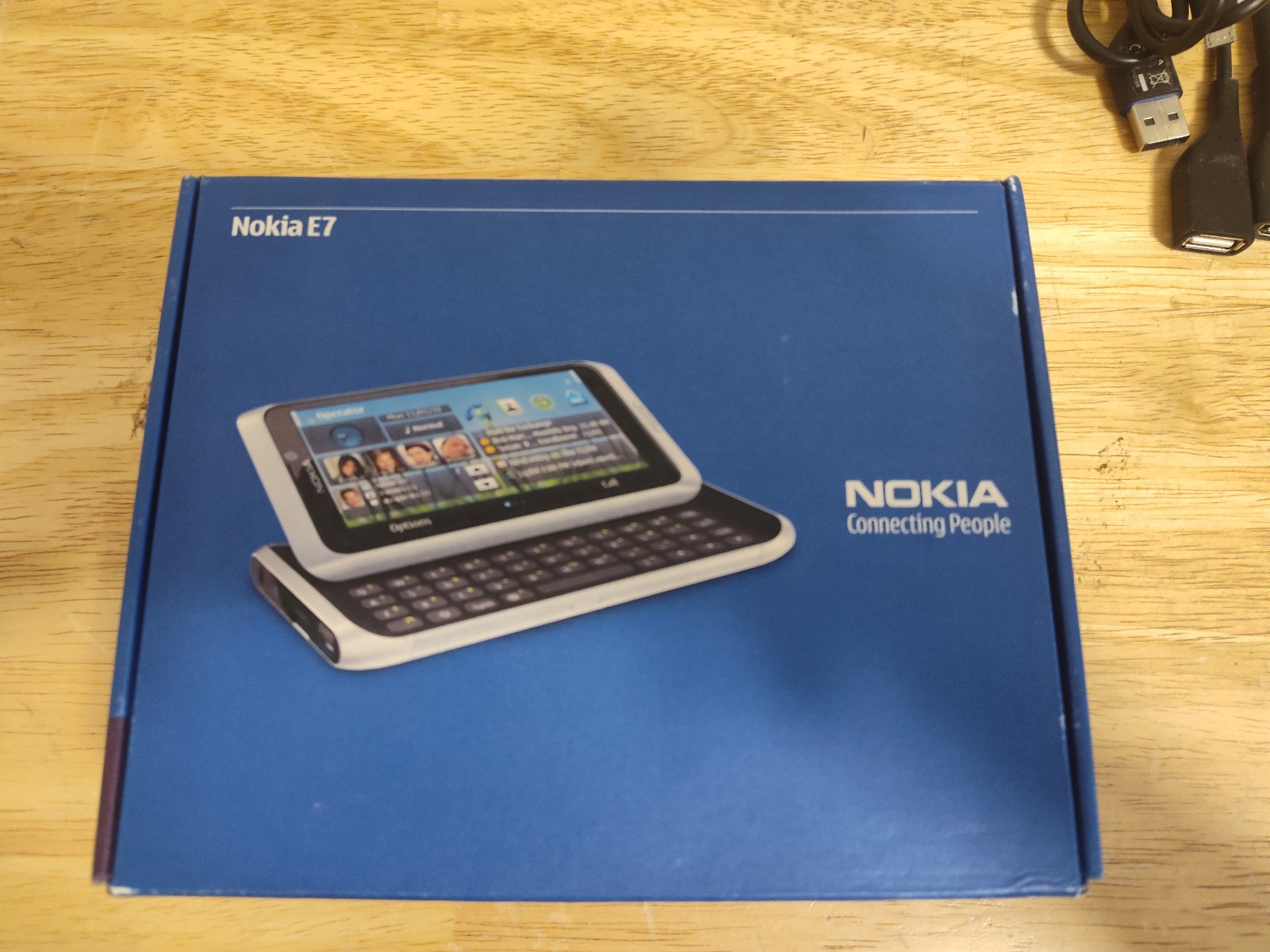 Nokia E7-00 Silver 16GB Unlocked Smartphone RM-626 Rare Symbian Belle