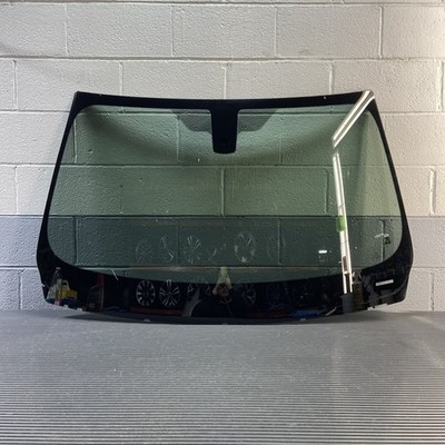 2012-2019 BMW 320i F30 Sedan Front Windshield Window Glass Panel OEM *NOTE*