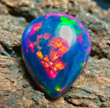 Echter natürlicher schwarzer Opal 11,30 CT lebendiger Multi Feuer AAA Opal Ca...