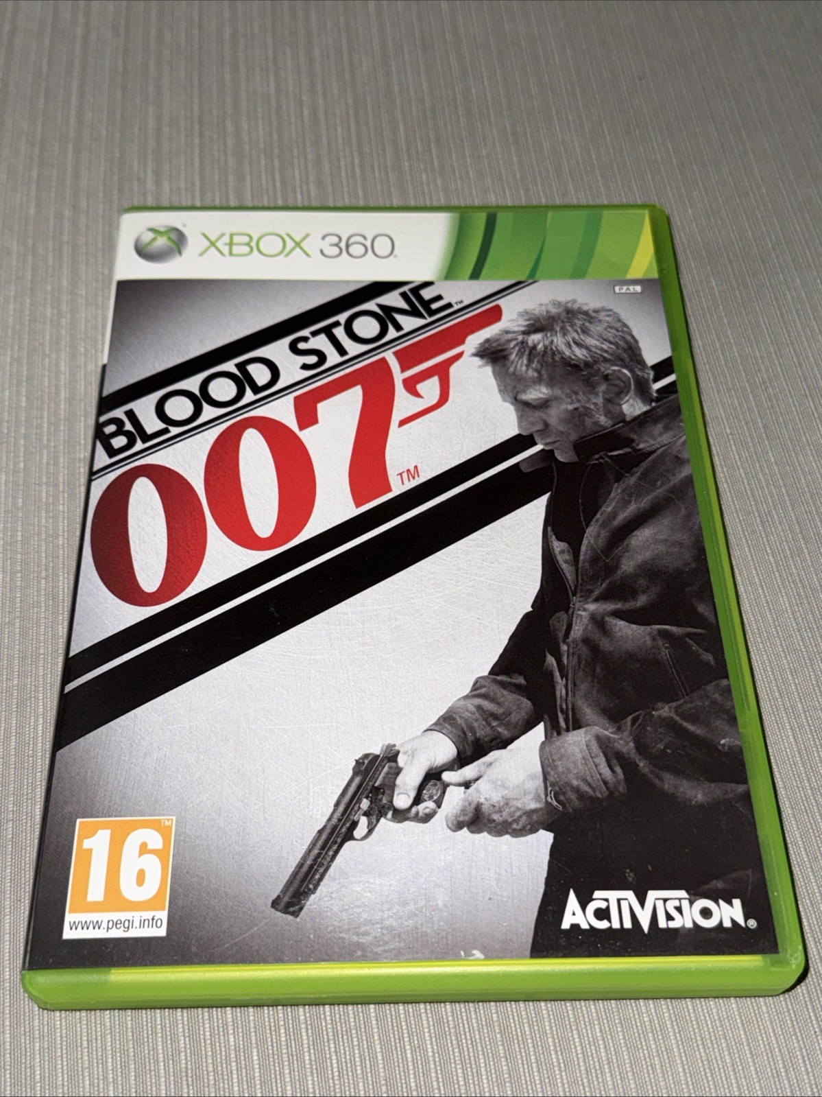 James Bond 007: Blood Stone (Microsoft Xbox 360, 2010)