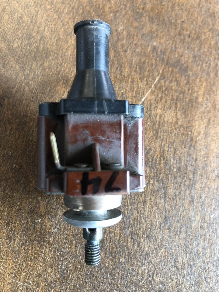 Interruptor de lavado de parabrisas 74 OEM alemán SWF VW Volkswagen Bug Beetle Ghia años 60 Foto 3 de 4