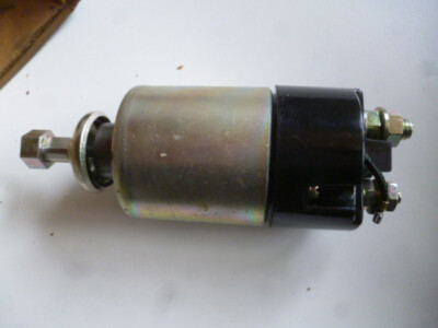 Anlasser Magnetschalter Starter switch 23343-18005 Nissan Sunny Bluebird? NOS