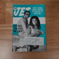 Vintage Jet Magazine June 26, 1969 Nichelle Nichols and Duke Monday Black NAACP