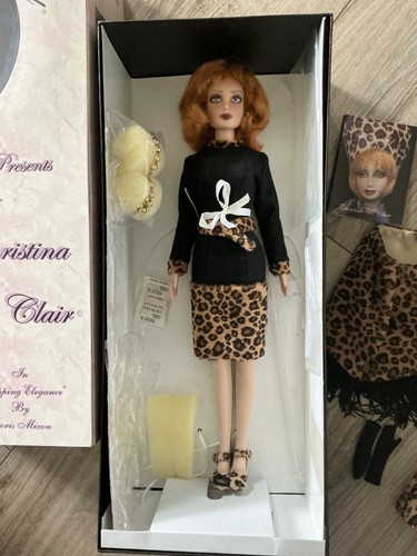 Fashion Boulevard Christina St. Claire in Shopping Elegance Doll Doris Mixon - Picture 3 of 6