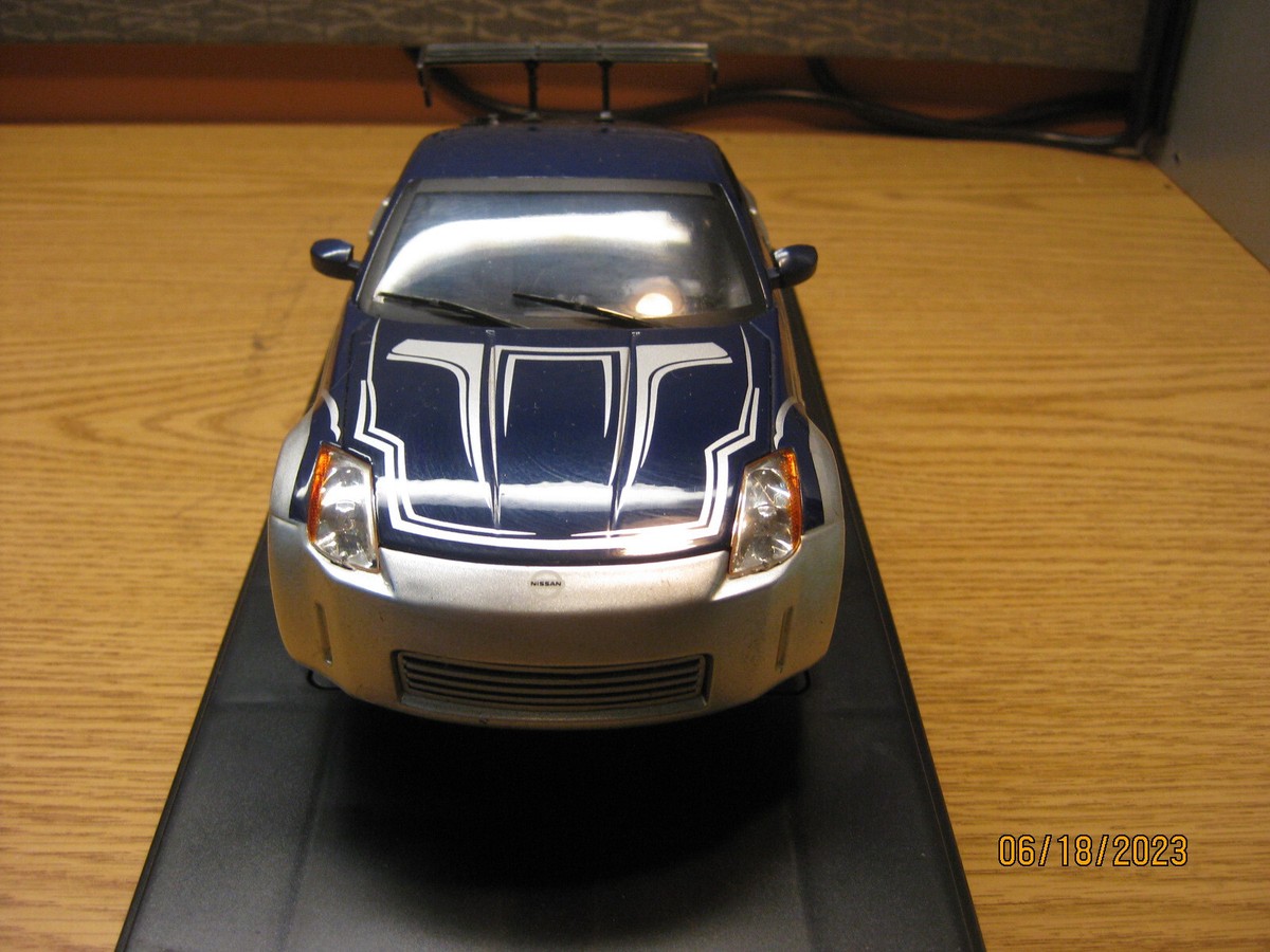 ミニカー 1/18 2004 Nissan 350Z AUTOart 1/18 Nissan 350 Z Fairlady Z Xanavi 350Z 2004 JGTC
