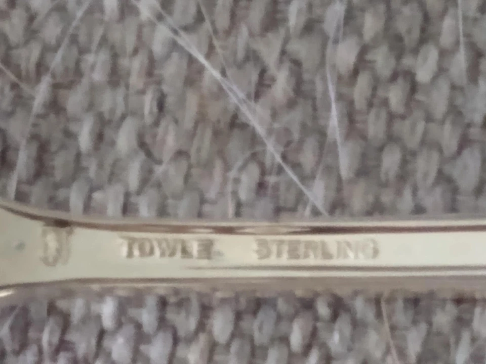 Servicio de cubiertos de plata de ley para 6 más 1 cuchillo extra, un tenedor extra  Foto 4 de 4