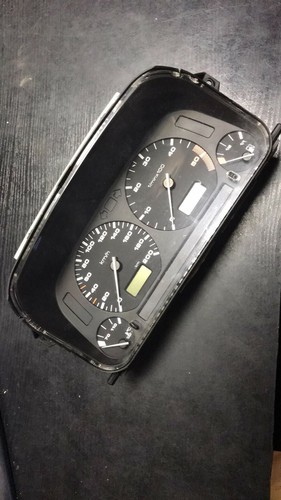VW POLO TACHO KOMBIINSTRUMENT KMH 6K9919033AD