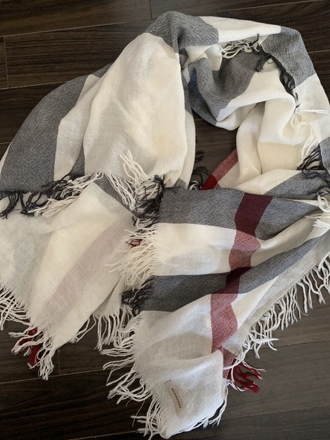 burberry scarf ivory