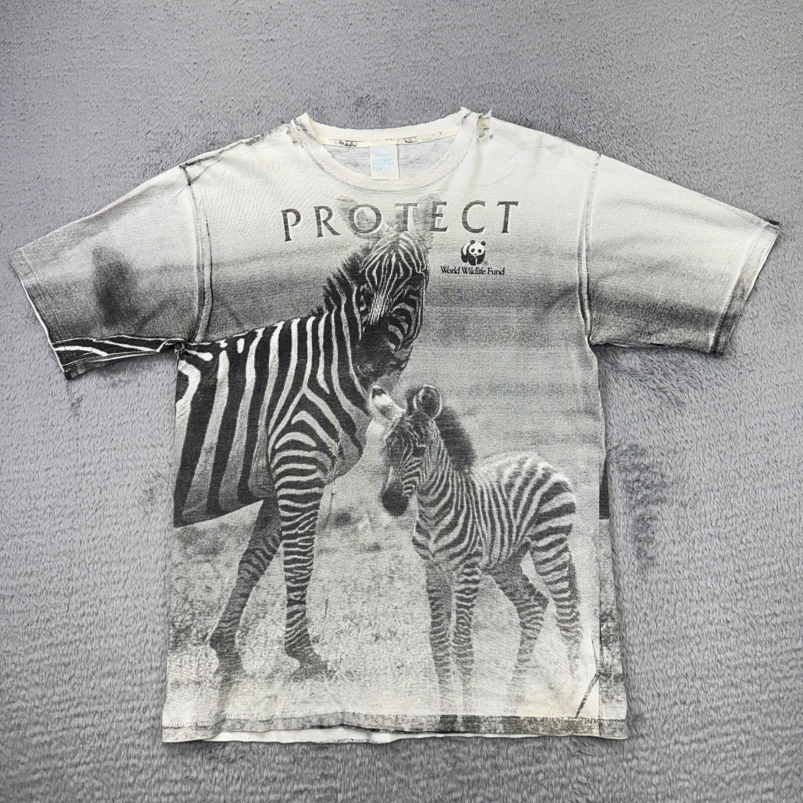 Vintage 80s World Wildlife Fund Zebra all over print t shirt Adult L distressed