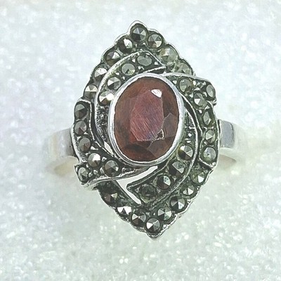 Vintage Garnet & Marcasite 925 Sterling Silver Ring Sz5