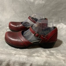 Dansko Red Leather Mary Jane Clog Shoes Women Sz 41 (US 10) Boho Workwear Flaw