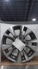 Used Wheel fits: 2015 Nissan Murano 18x7-1/2 alloy machined and painted V spoke