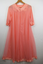 Vtg 60s Gossard Artemis Double Chiffon Robe Petite Coral Color Nylon Embroidered