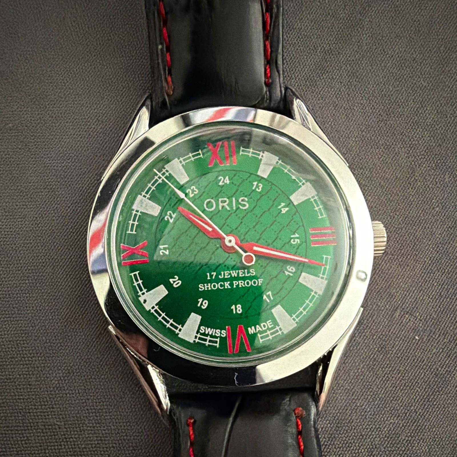 Oris Manual Wind Mechanical Watch 17 Jewels Green Dial Shock-Resistant