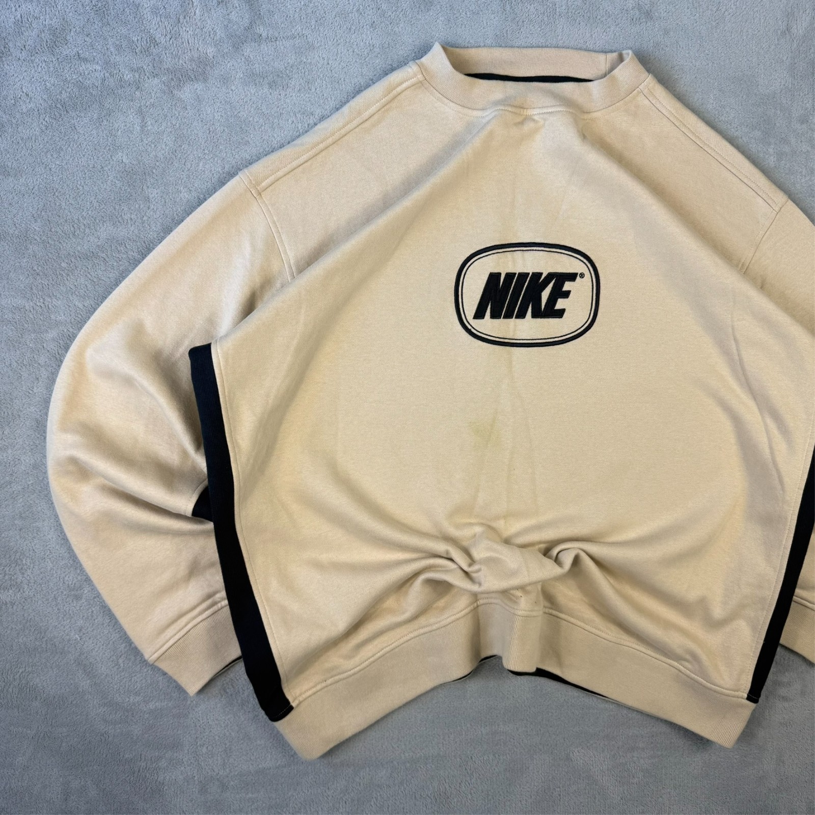 Vintage Nike 2000's Y2K Cream Spellout Oversized Size 2XL Pullover Sweatshirt image 2
