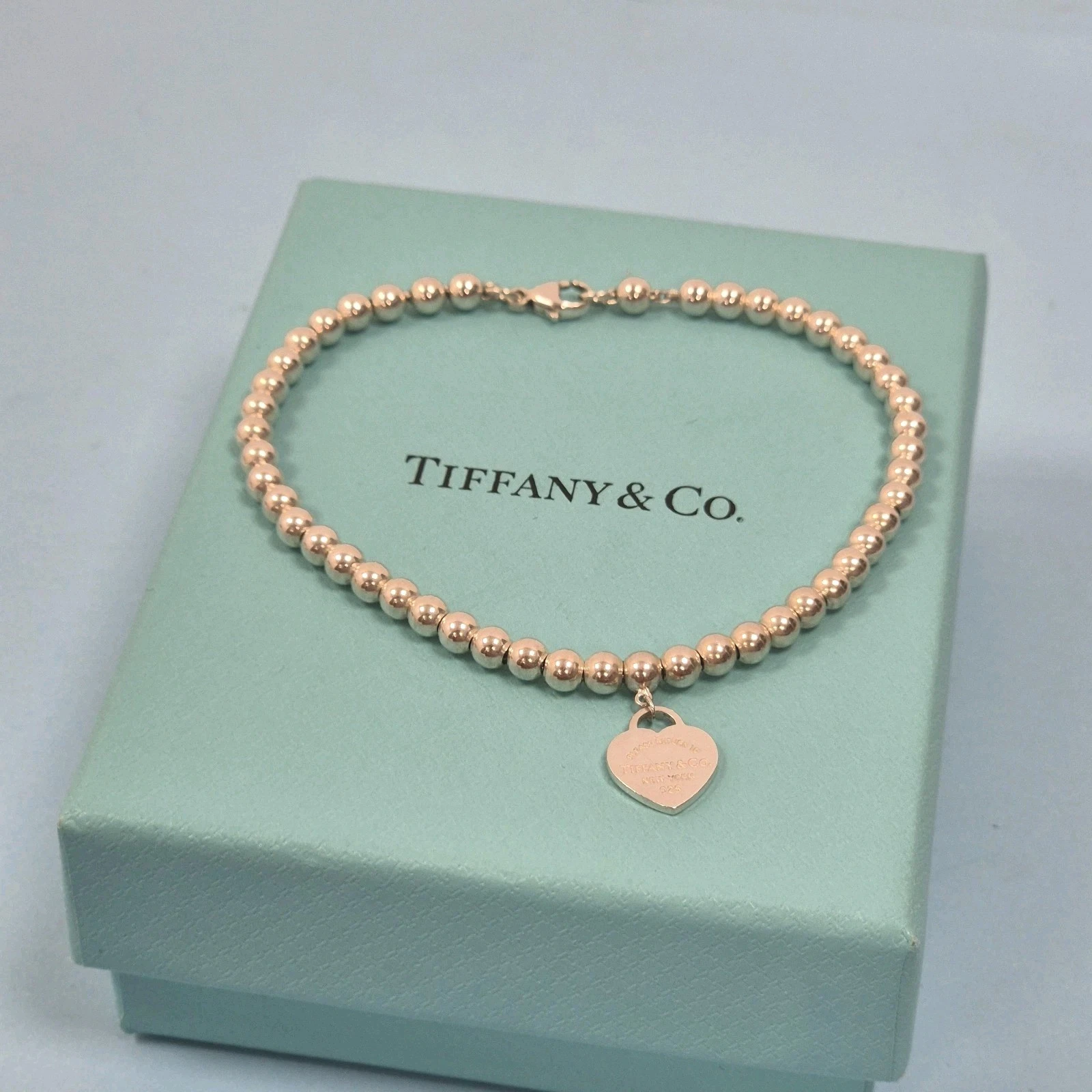 Tiffany & Co. Return To Enamel Silver Mini Heart 4mm Bead Bracelet Size 7" .