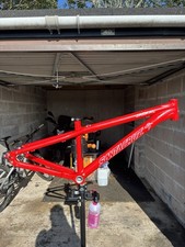 Santa Cruz Jackal M Frame