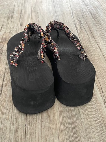 Plateau Flip Flops, schwarz bunt, Gr. 39, getragen - Bild 4 von 11