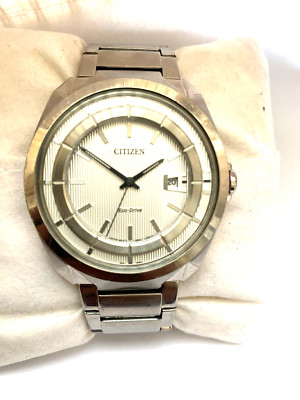 Citizen Herren Eco Drive Kalendar 100 MT Armbanduhr J810-S0311