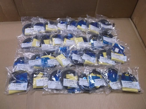 OMRON E2K-X4MY2 Proximity Sensors E2KX4MY2 New In Box Free Shipping 1PC - Picture 4 of 4