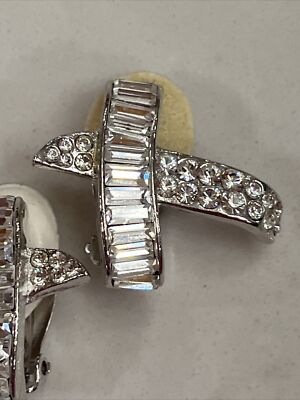 Glamorous Designer Jarin Pave' Faceted Crystal Rhinestone Clip