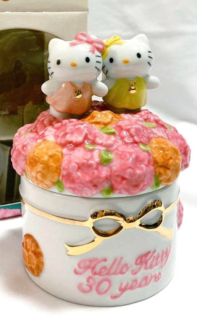 キティ】30周年 キティ＆ミミィ 陶器製小物入れレア‼️ハロー