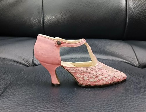 Set of 3, Collectible Mini Shoes, Novelty - Picture 4 of 21