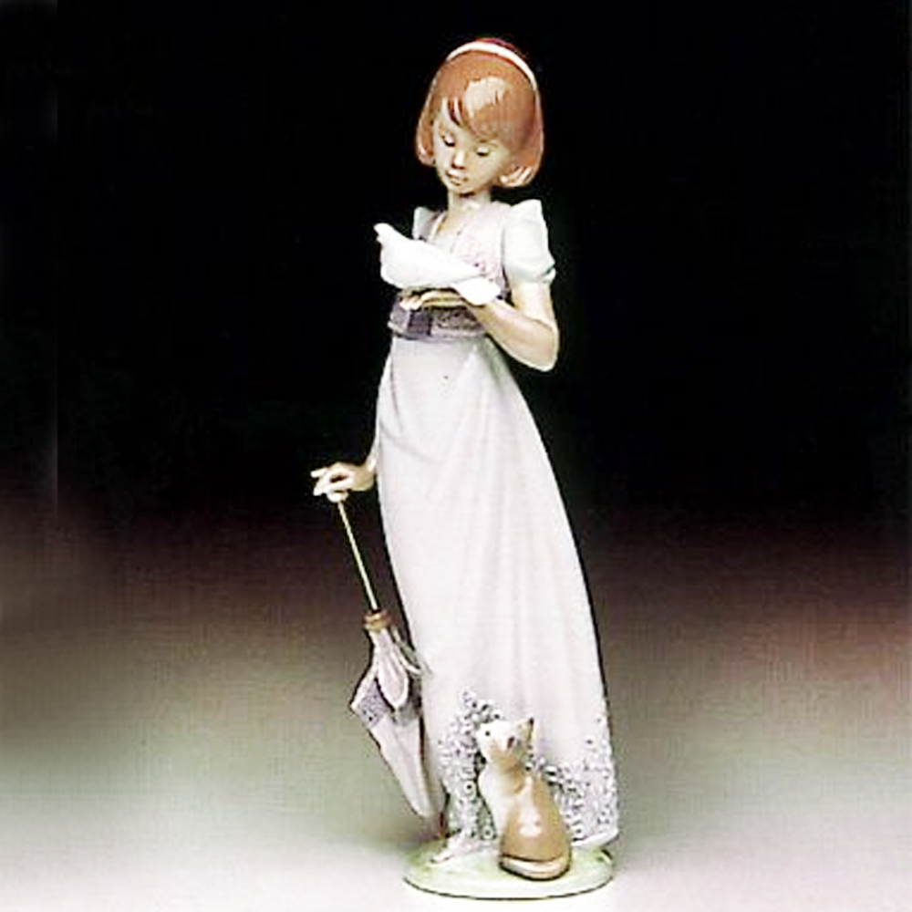 LLADRO SUMMER STROLL 9.5