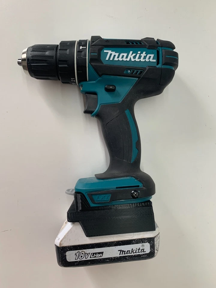 Makita G-Series 18V Battery to Makita LXT 18V Tool Adapter - Image 2 of 4