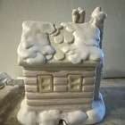 Precious Moments Sugar Town 6-inch Warming Hut (for the ice skater figurines) — photo 2