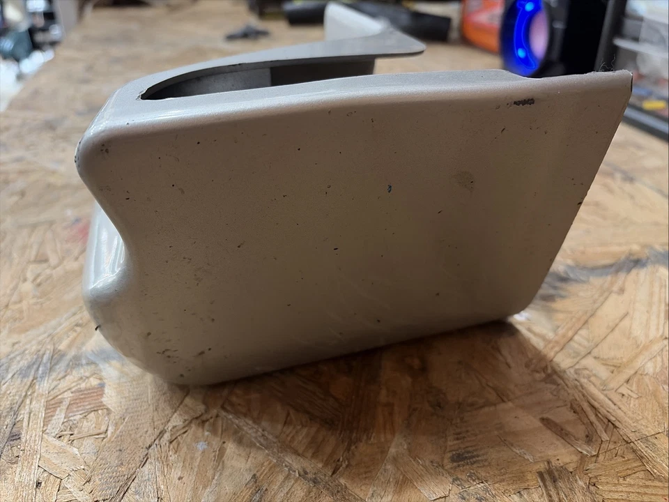 Toyota 4Runner Limited 1996-2002 OEM delantero derecho estribo derecho tapa embellecedor Foto 3 de 4