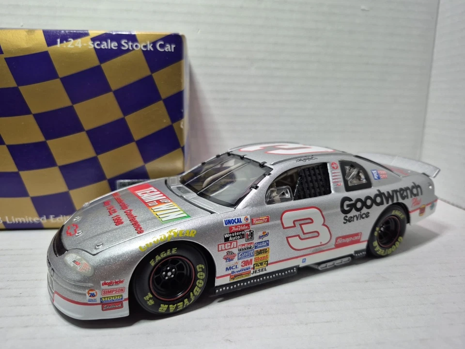 Dale Earnhardt & Dale Earnhardt Jr Team Up To Win 1/24 Scale Nascar Diecast Rare - Image 2 of 4