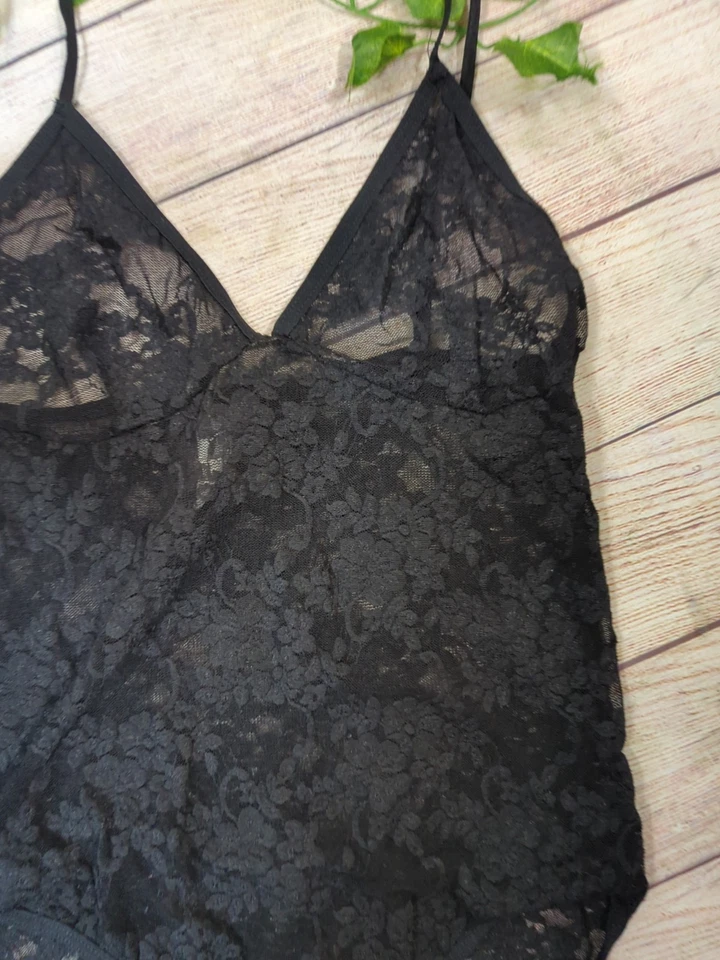 Sexy body de malla de encaje negro para mujer American Apparel talla mediana/grande Foto 3 de 4