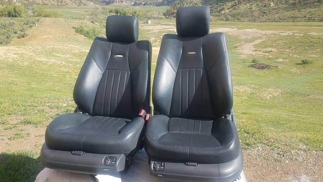 Mercedes AMG Front Left and Right Car Seats From S55 AMG W220