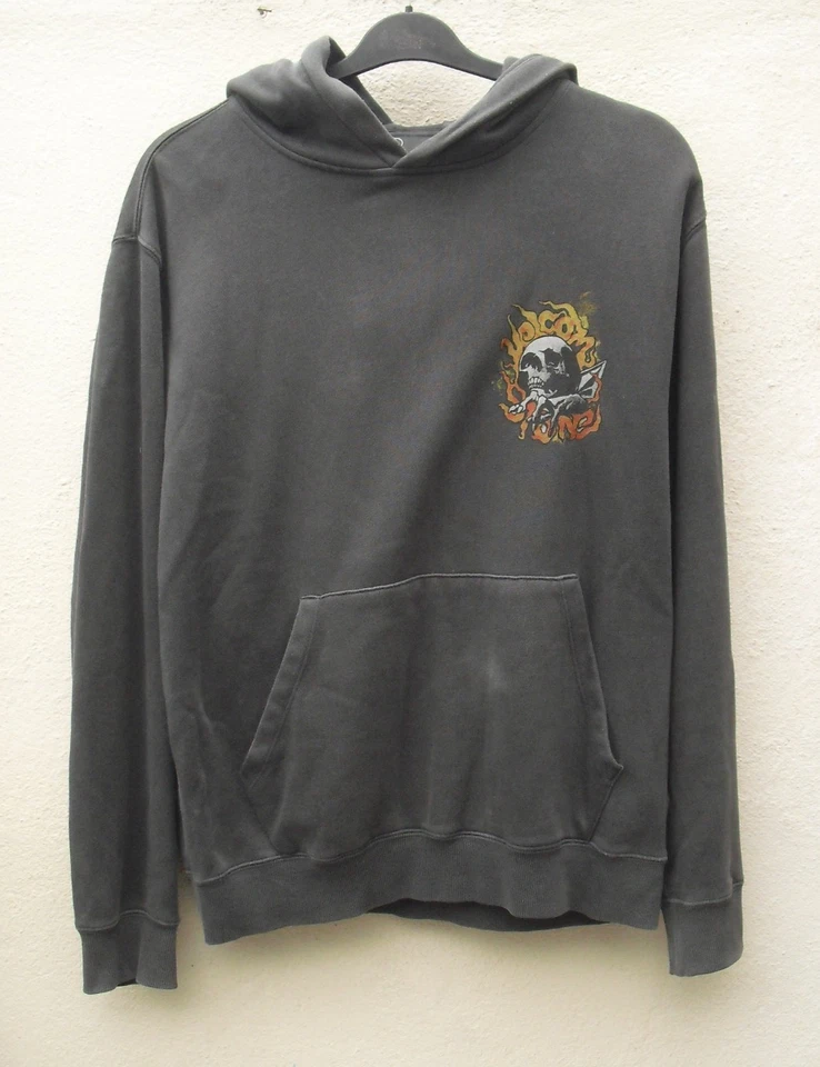 Volcom grey skull design hoody hoodie size Medium 44 inch chest max - Image 2 of 4