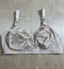 Bali Women's Double Support Spa Closure Wirefree T-shirt Bra DF3372 Size 40D