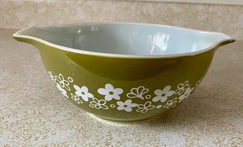 Pyrex 442 Spring Blossom Crazy Daisy Avocado Green 1.5 QT Cinderella Bowl