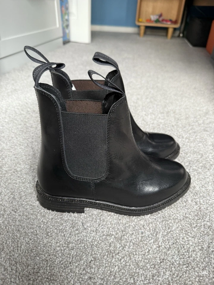 Rhinegold Young Rider Comfey Classic Black Lackleder Jodhpur Stiefel - Größe 4