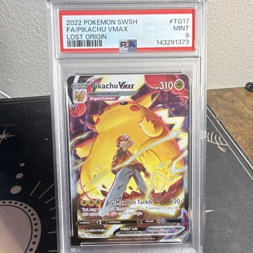 Pokémon Pikachu VMAX 2022 Lost Origin Trainer Gallery TG17 Ultra Rare Holo PSA 9
