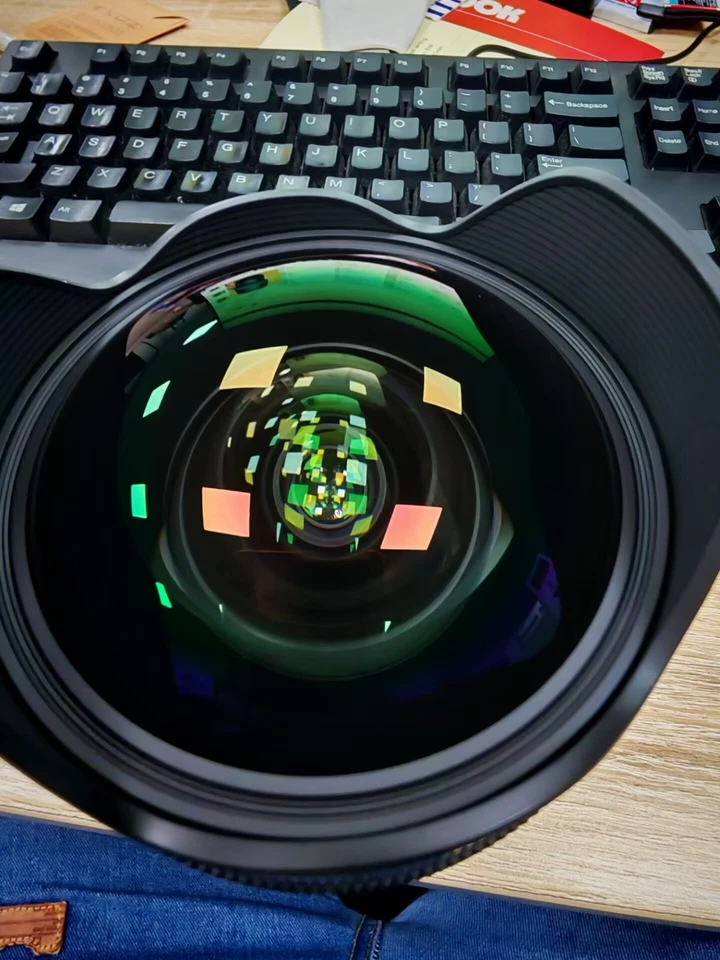 Lente artística gran angular de fotograma completo 95 % nueva Sigma 14 mm f/1,8 DG HSM para montura Canon EF Foto 4 de 4