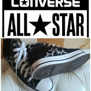 converse nere tela