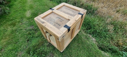 Rustic Side Table/Hall Table/ Bedroom Blanket Box - Picture 7 of 10