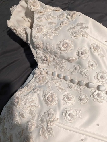 Vintage Wedding Gown Size 6-8 - Picture 12 of 12