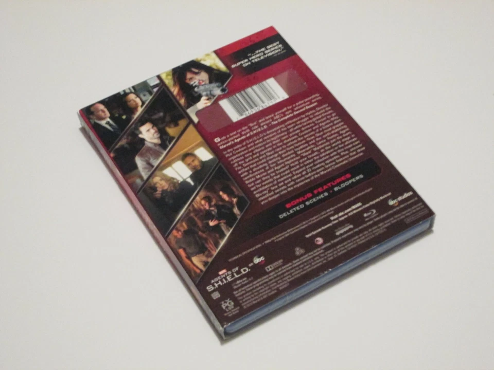  Marvel's Agents of S.H.I.E.L.D.: Season 2 Exclusive Blu-ray with Slipcover - Image 2 of 2
